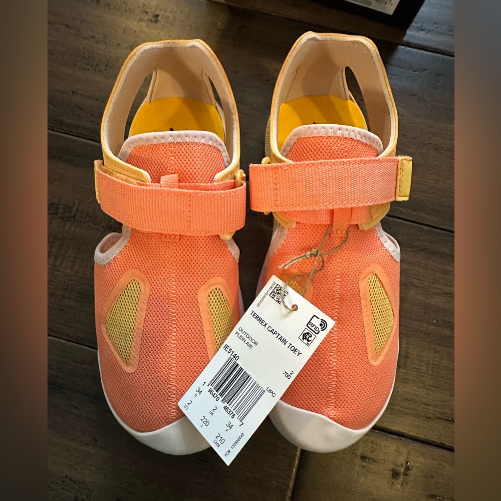 Girls Adidas Sandals Size 2